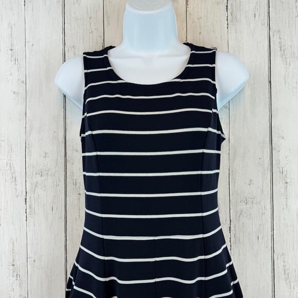 Eliza J Navy/White Stripe Stretchy Sleeveless A-line Flowy Dress Size 2 - Picture 3 of 14
